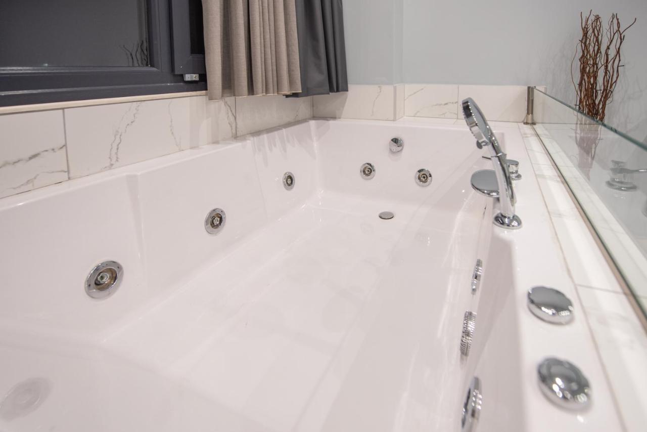 Sea & City Luxury Suite Saloniki Zewnętrze zdjęcie